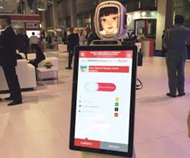 Dubai Airport, visa-issuing robot, transit visa, UAE news